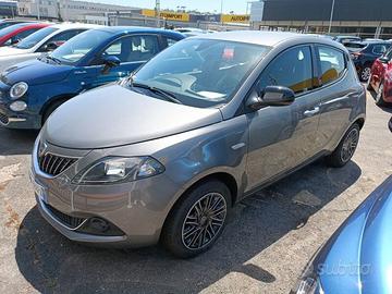 Lancia Ypsilon 1.0 FireFly 5 porte S&S Hybrid