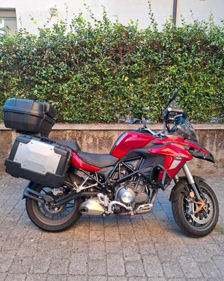 Benelli TRK 502 - 2017 - 27.400km - Tris valigie
