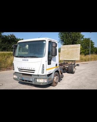 IVECO 100E18 anno 2007 a telaio passo 3690
