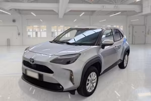 TOYOTA YARIS CROSS 1.5H 92 CV E-CVT BUSINESS SUV