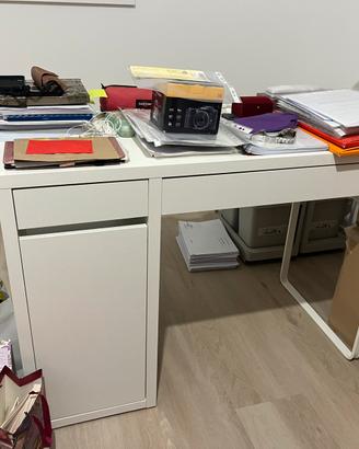 Scrivania ikea