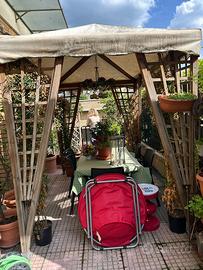 Gazebo in legno molto bello