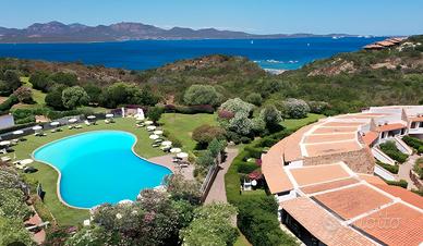 Trilocale in resort con piscina
