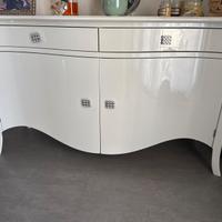 Credenza