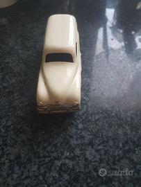 Macchinina latta anni 50/60