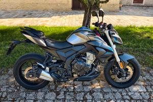 Voge Brivido 500R 2021 perfetta! Patente A2