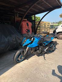 SUZUKI GSX-8S