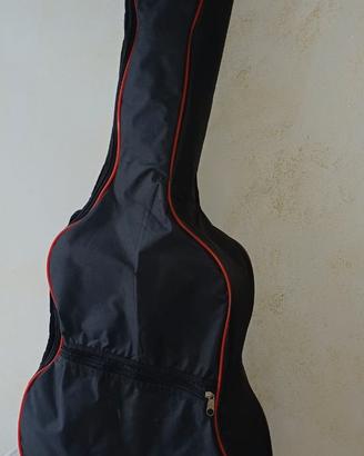 Chitarra classica da studio  con custodia