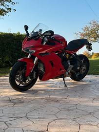 Ducati 939 supersport