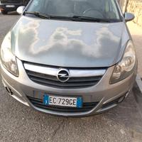 Opel corsa 1.2 benz. 86 cv  OK NEOPATENTATI - 2010