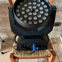 Testa mobile led 36 x 18 w wash zoom