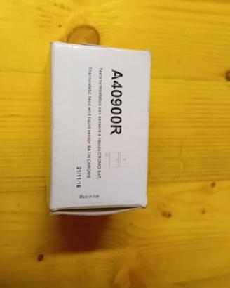 Valvola per termo arredo A40900R grigio / argento
