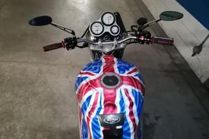 Triumph Speed Triple 955i - 2001