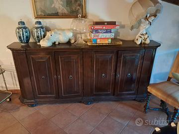 Credenza
