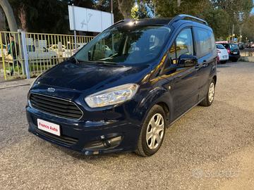 Ford Tourneo Courier 1.0 EcoBoost Titanium 74kw(10