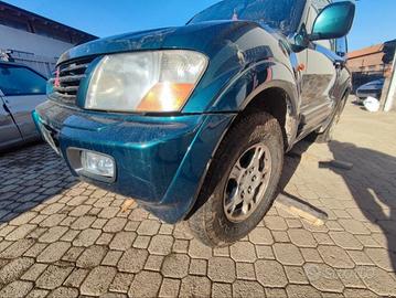 PARAFANGO ANTERIORE SINISTRO PAJERO V60 GLX 2003