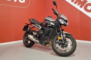 TRIUMPH Street Triple R MY23