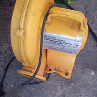 POMPA AD ARIA PER GONFIABILE