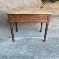 Tavolino rustico antico in legno