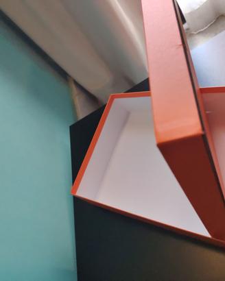 Box hermes