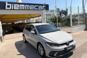 VOLKSWAGEN Polo 1.0 TSI Style i.e