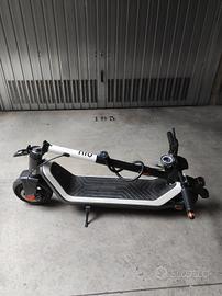 monopattino elettrico Niu kqi3 sport 