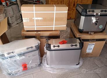 Tris borse Benelli TRK 702