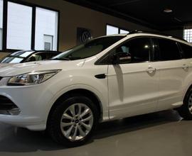 Ford Kuga 2.0 TDCI 150 CV S&S 4WD Powershift Titan