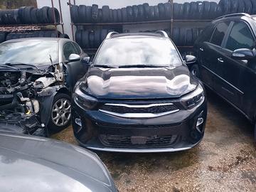 Kia stonic ibrida gt line