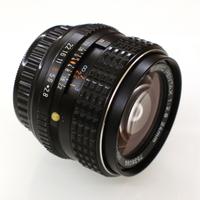 Pentax K 24 mm F 2,8 perfetto.