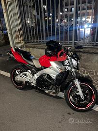 Gsr 600 rossa