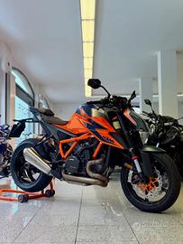 KTM 1290 SUPER DUKE R 3.0 TECH PACK FINANZIABILE