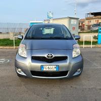 Toyota Yaris Restyling PARI AL NUOVO
