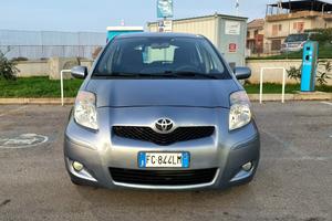 Toyota Yaris Restyling PARI AL NUOVO