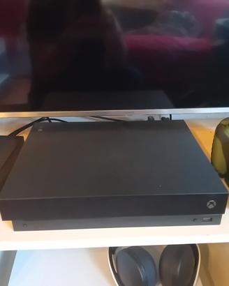 XBOX ONE X