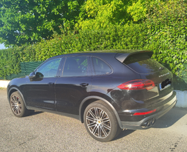 Porsche Cayenne 3.0 V6