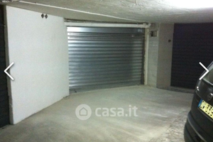 Box/posto auto in Via Giovanni Carano Donvito