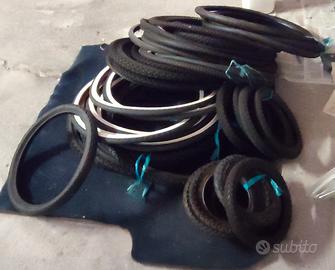 Lotto copertoni e cerchi per biciclette 