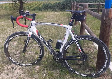 bici da corsa Kuota full carbon