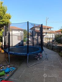 Trampolino elastico
