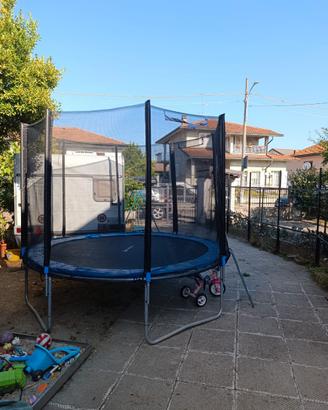 Trampolino elastico