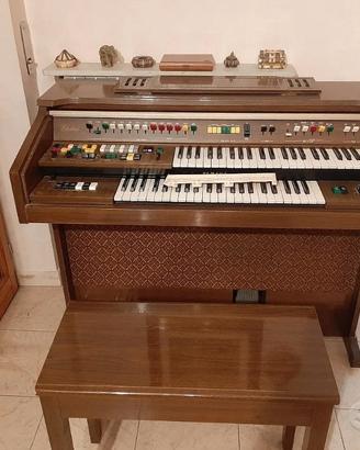 Organo elettrico marca YAMAHA Electone