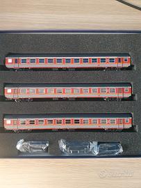 Set tre carrozze MDVE Vitrains art 1049 illuminate