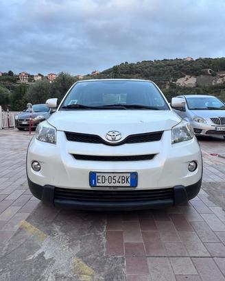 Toyota Urban Cruiser 1.4 D-4D AWD Luxury