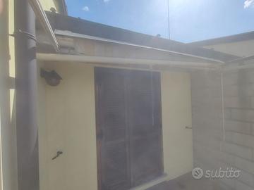 pergol da sole con tenda scorrevole