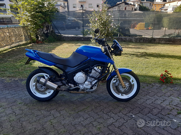 Yamaha tdm 850 special