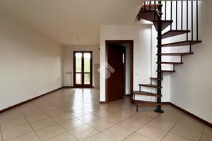 3 LOCALI A CAMPI BISENZIO