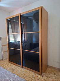 armadio e struttura letto