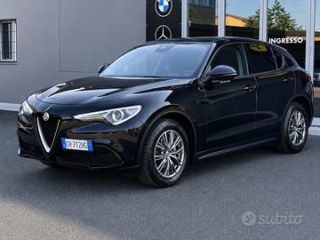 Alfa Romeo Stelvio 2.2 Turbodiesel 160 CV AT8 RWD 