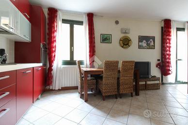 3 LOCALI A VESTONE